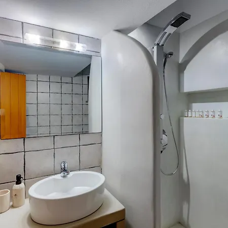 Lalari Tatil Evi *