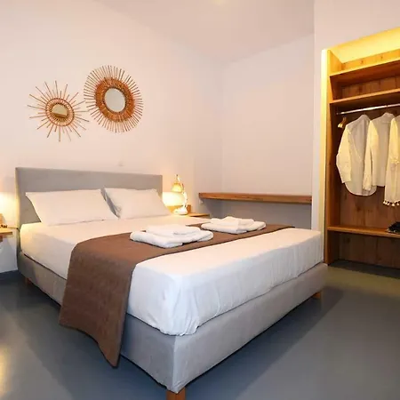Lalari Tatil Evi Vári