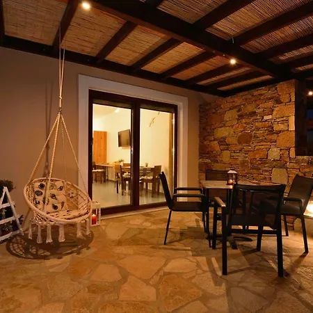 Lalari بيت للعطل *