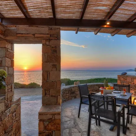 Дом отдыха Lalari Vari (Syros)