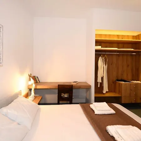 Lalari Tatil Evi